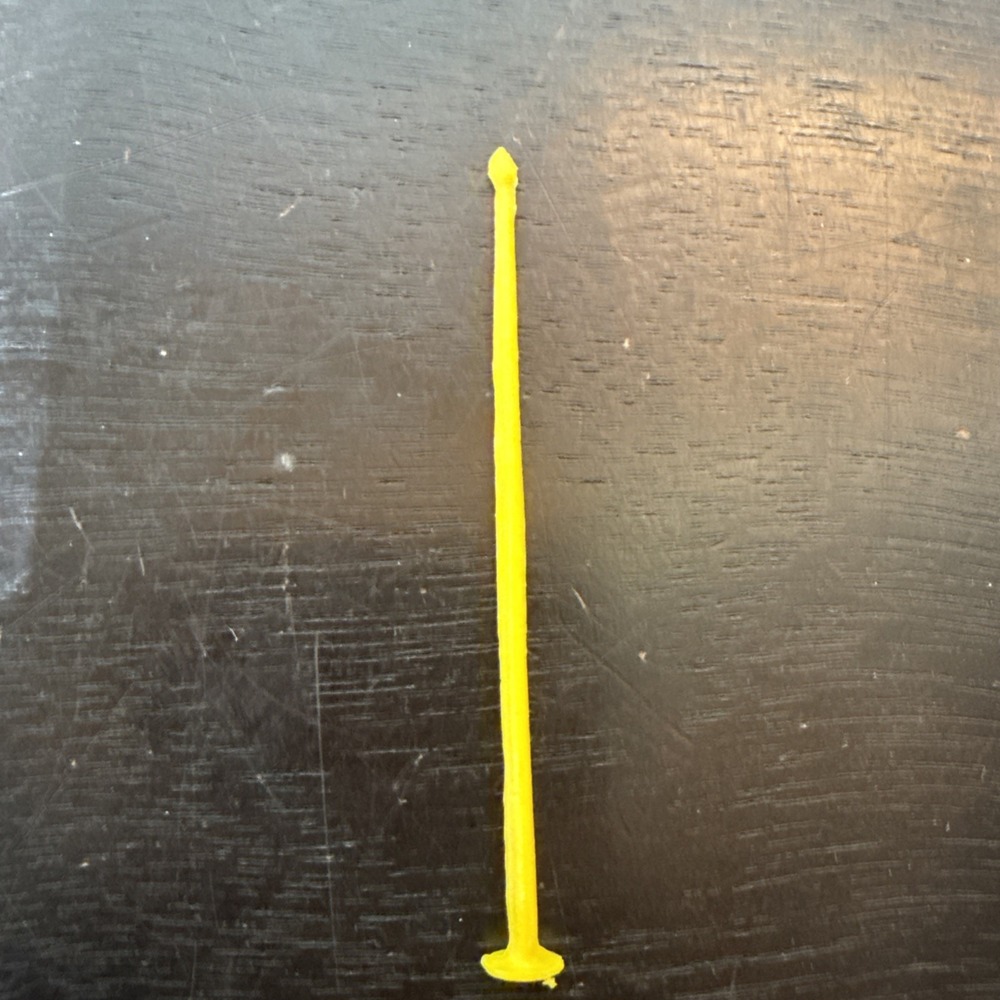 Britains Deetail - Spear - replacement weapon Yellow Rare